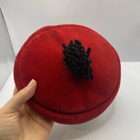Vintage 60s MCM Red & Black Corduroy Calot Partial Hat / Fascinator W Puff - Picture 7 of 8